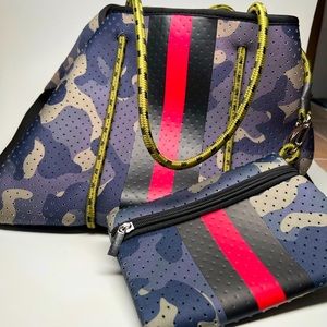 Haute Shore - Brat2 Neoprene Tote Bag Camouflage